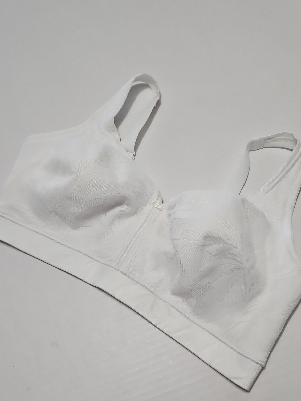 Playtex 4690 Longline Support Shoulder Pads Wireless & Padless Bra Size 38DDD